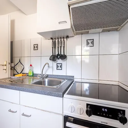 Апартаменты Moselle Vineyard Escape, Cleaning Included