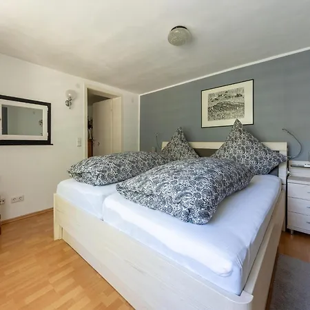 Апартаменты Moselle Vineyard Escape, Cleaning Included *