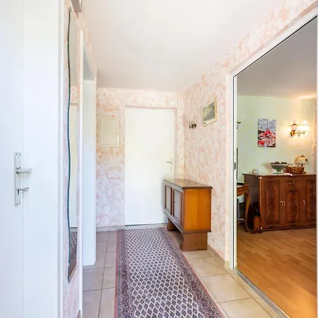 Moselle Vineyard Escape, Cleaning Included Апартаменты Wehlen